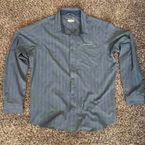 Columbia Men's Omniwick Advanced Evaporation Long Sleeve Button Up Blue Plaid